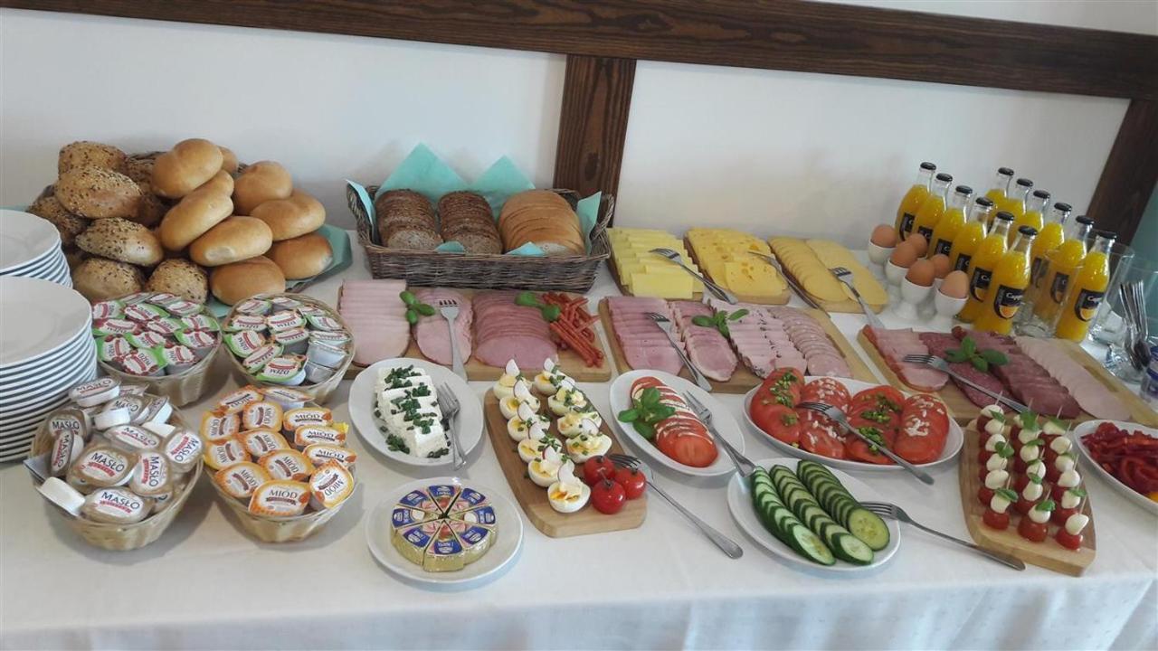 Hotel Prowincja Kamieniec Poznanskie Экстерьер фото